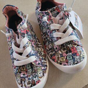 NEW WITH TAGS Sketchers/Bobs Love My Dog slip in canvas sneakers